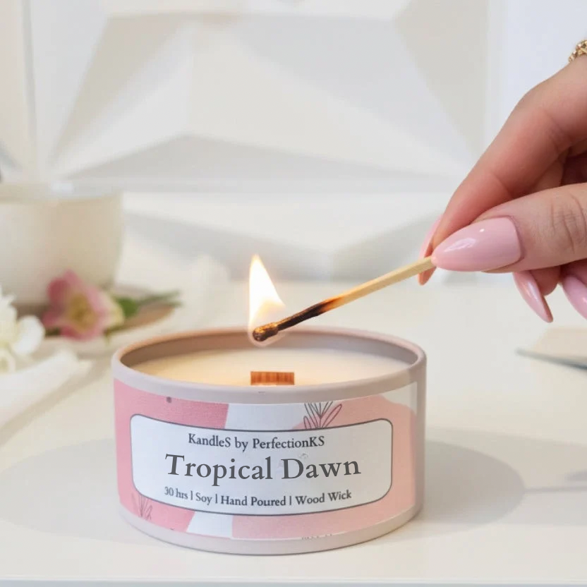 Tropical Dawn Luxury Candle | 8oz Non-Toxic Soy Candle with Wooden Wick | Clean Burn