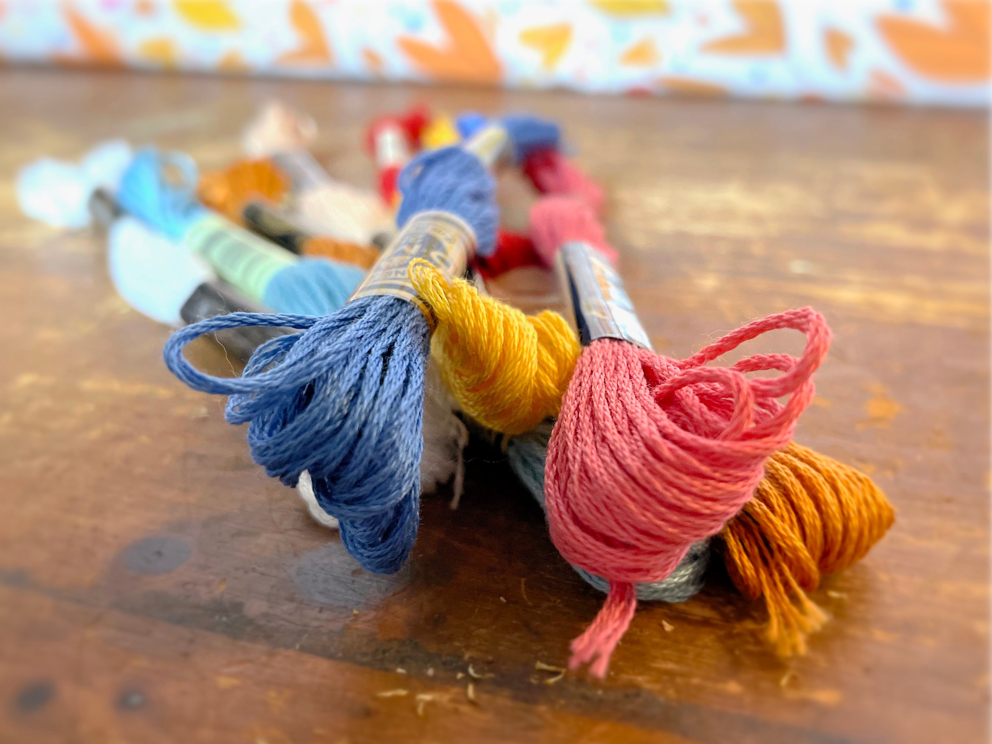 "Aroo!" Adorable Howling Dog Eco-Embroidery Kit (Joyful Threads Winter Dreaming)