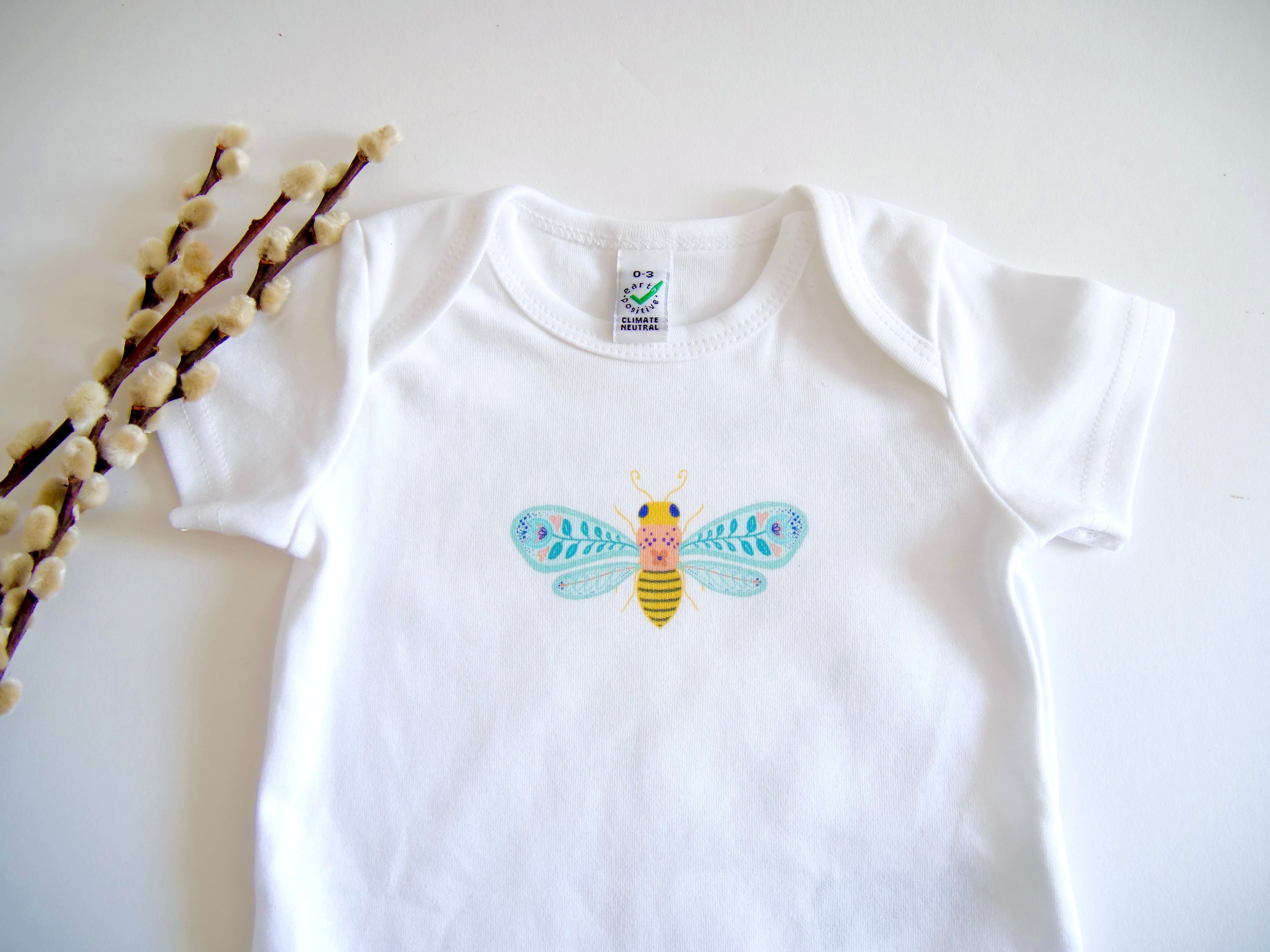 Folk Art Bee Organic Onesie - on White (Celebrate Pollinators)