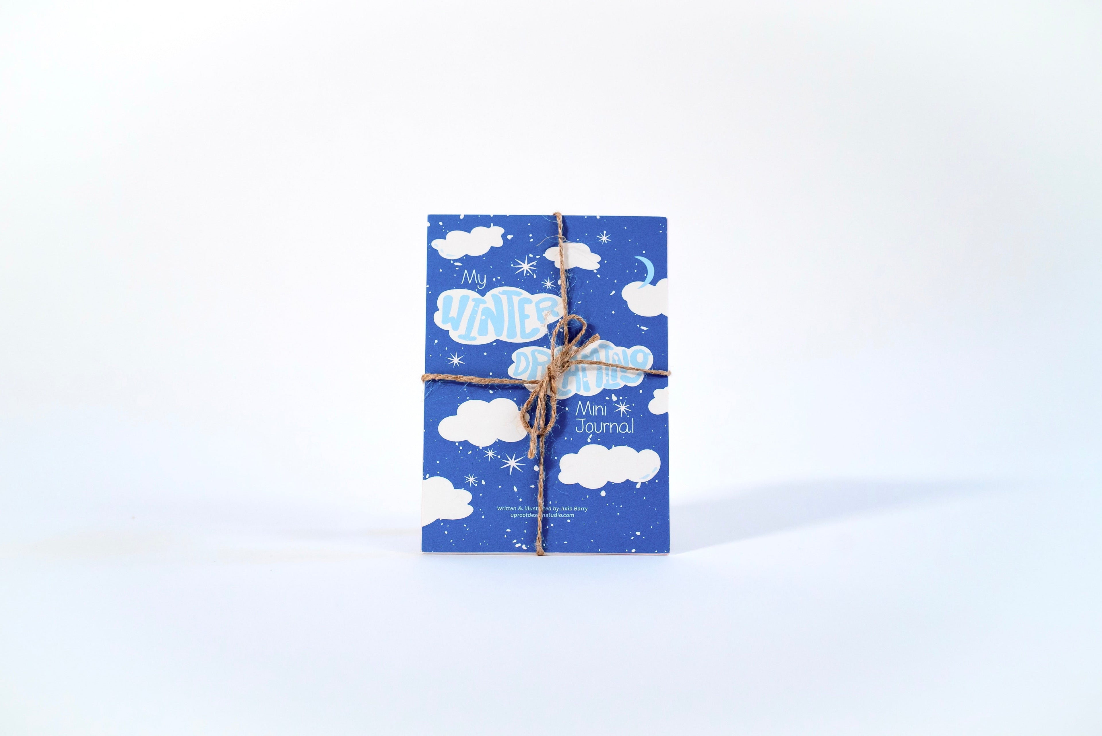 Winter Light Candle Relaxation Set: "New Beginnings" Scented Candle (Champagne, Apple Blossom & Neroli), Meditation Card + Mindfulness Journal (Winter Dreaming)