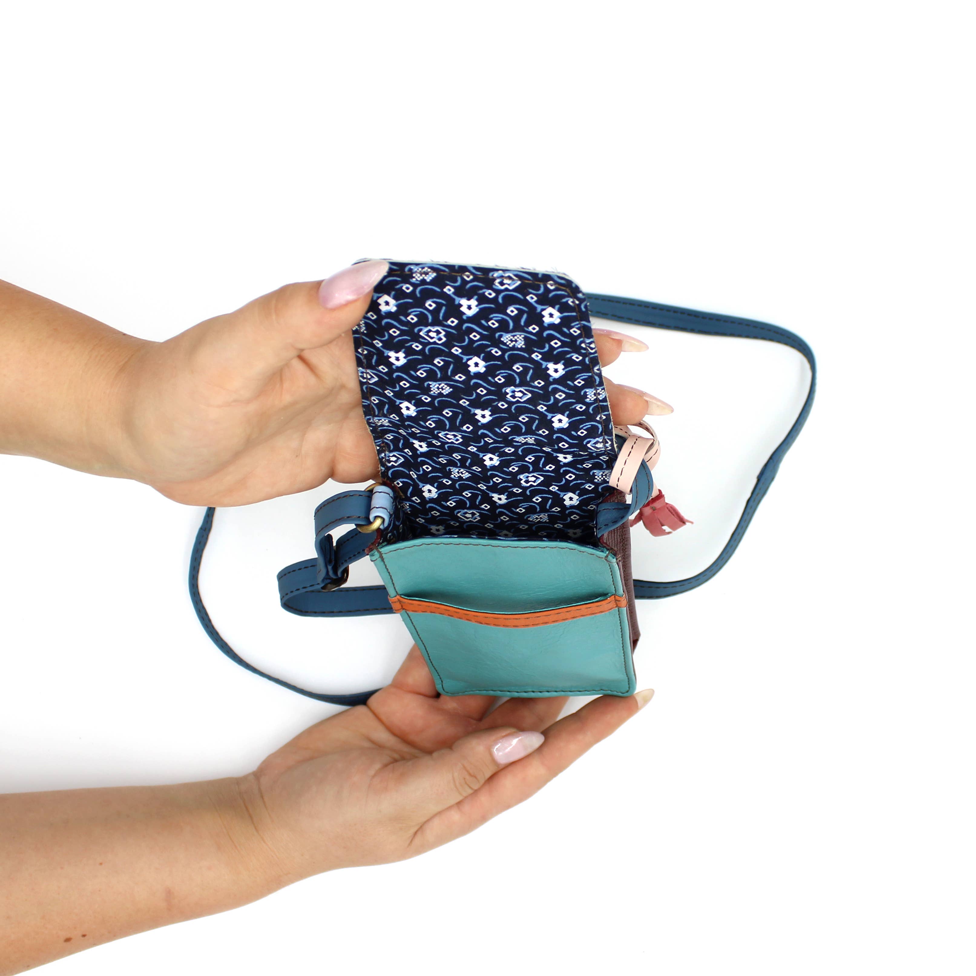 Soruka Erin Print · Leather Phone bag