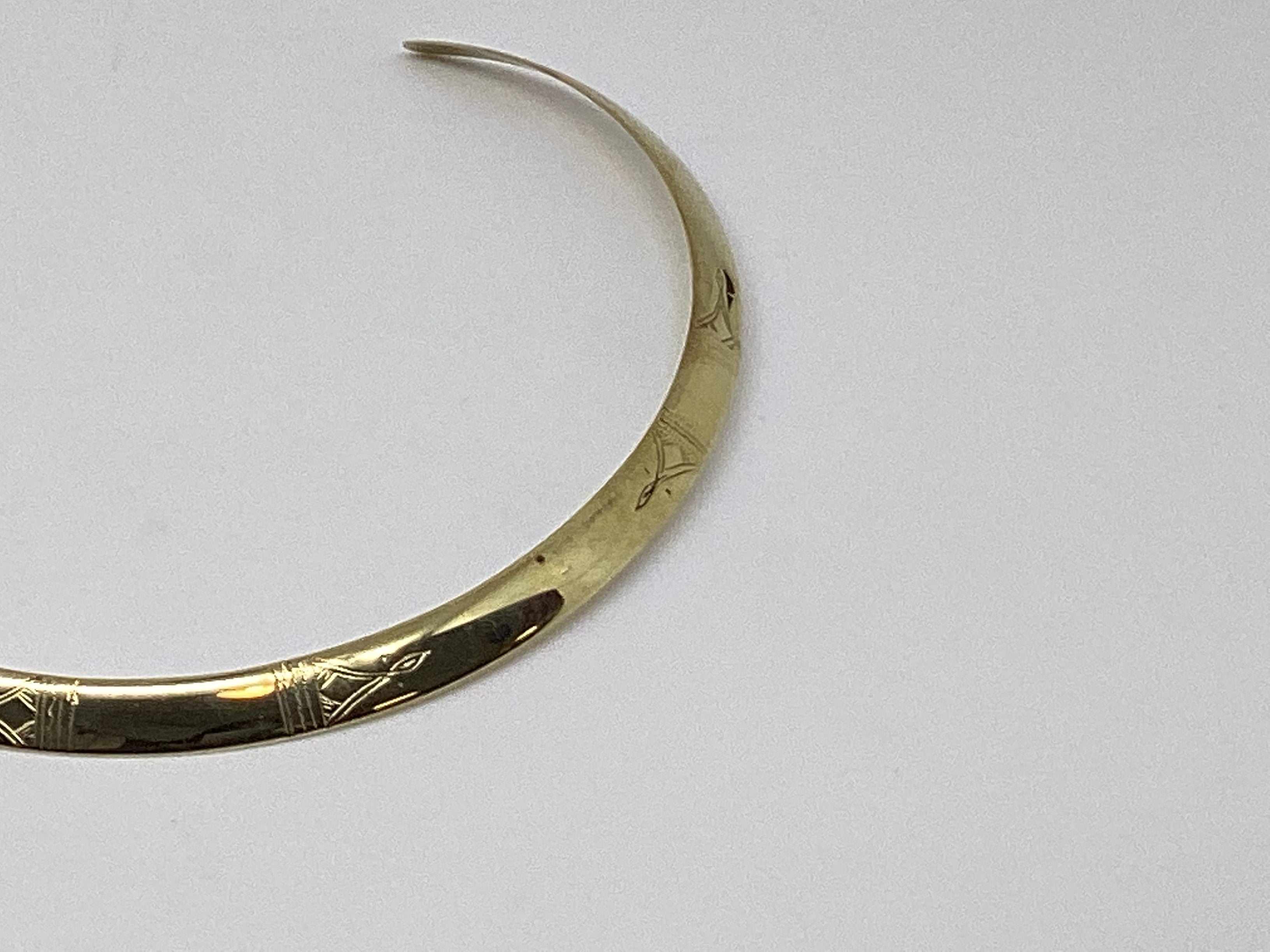 Tuareg hammered choker etched