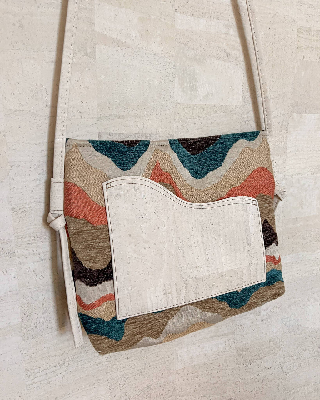Yabisi Montañita Crossbody - Sand & Winikunka
